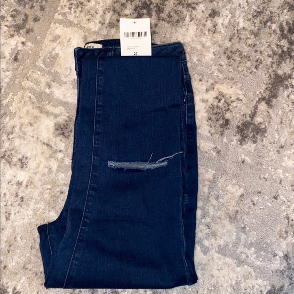 Jeans 👖 - Picture 2 of 3